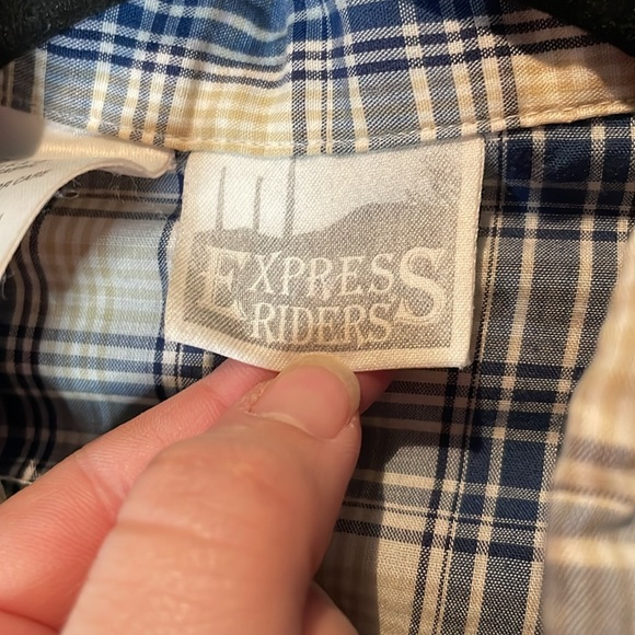 Pearl snap shirt - Picture 4 of 5